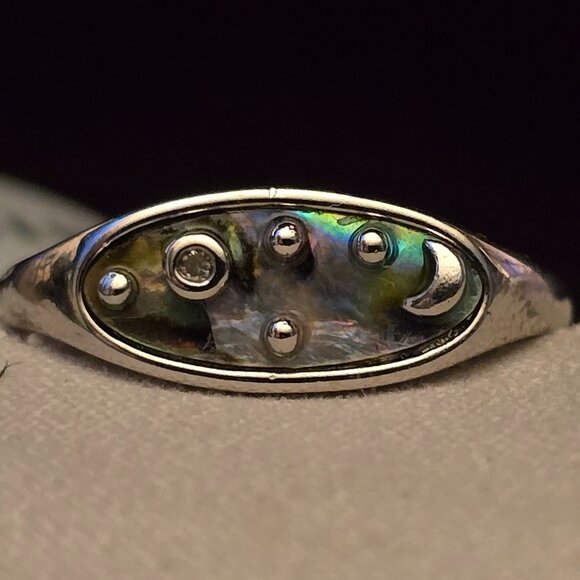 Fragrant Jewels La Loteria Ring - Picture 9 of 9